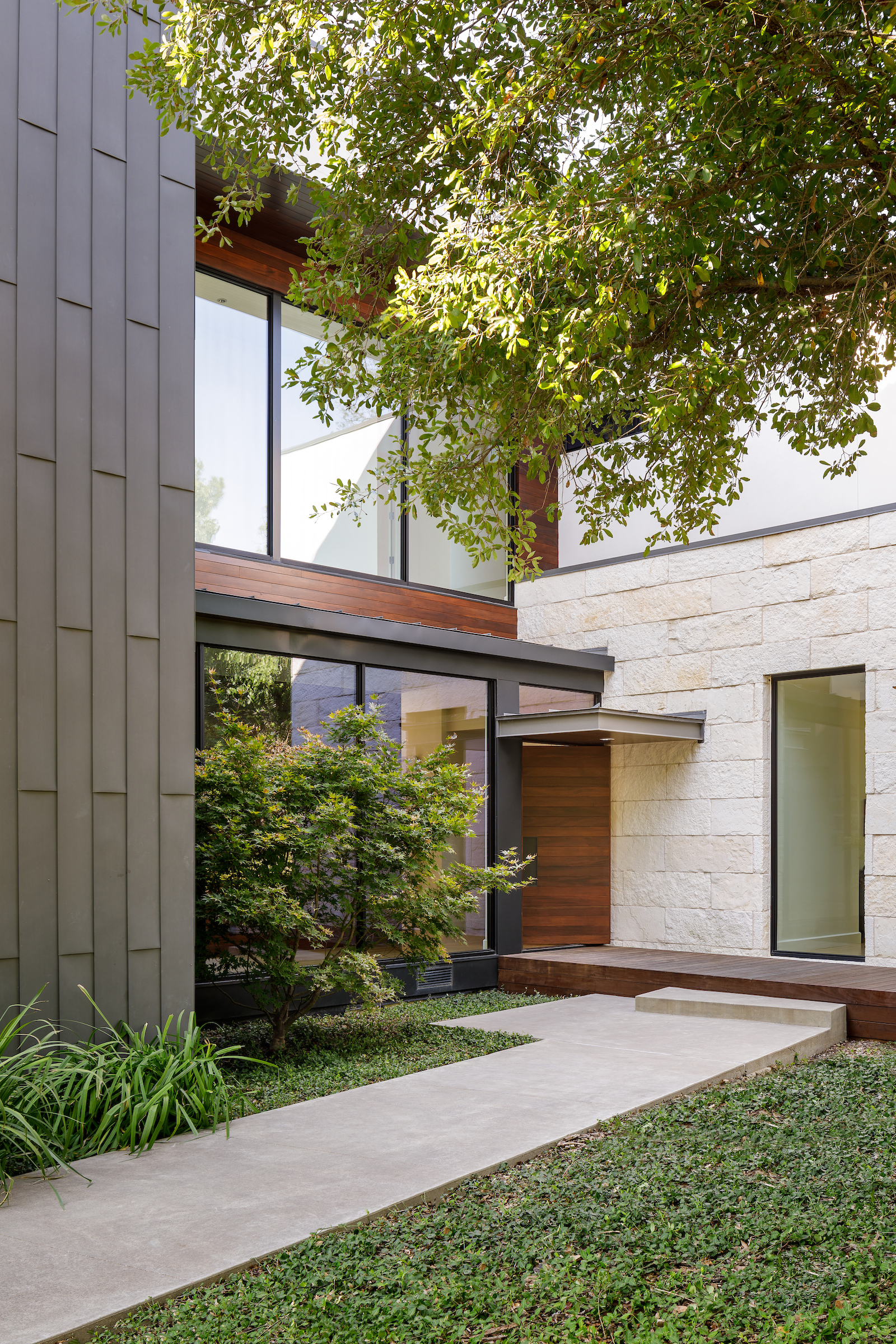 11422 E Ricks Circle, Dallas, TX 75230 | moderndallas.net