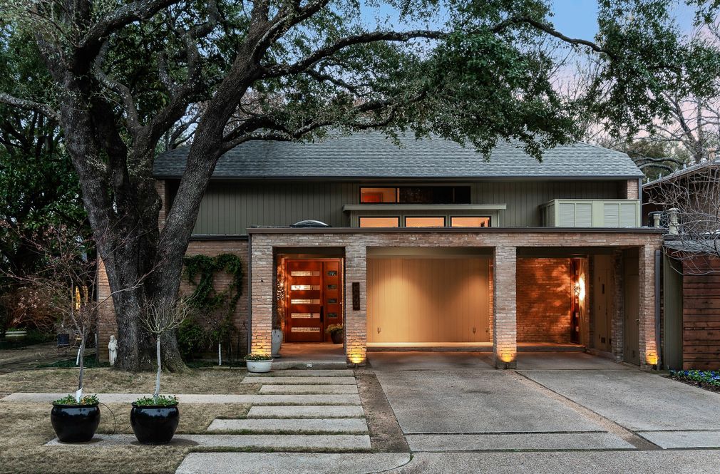8849 Mccraw Drive