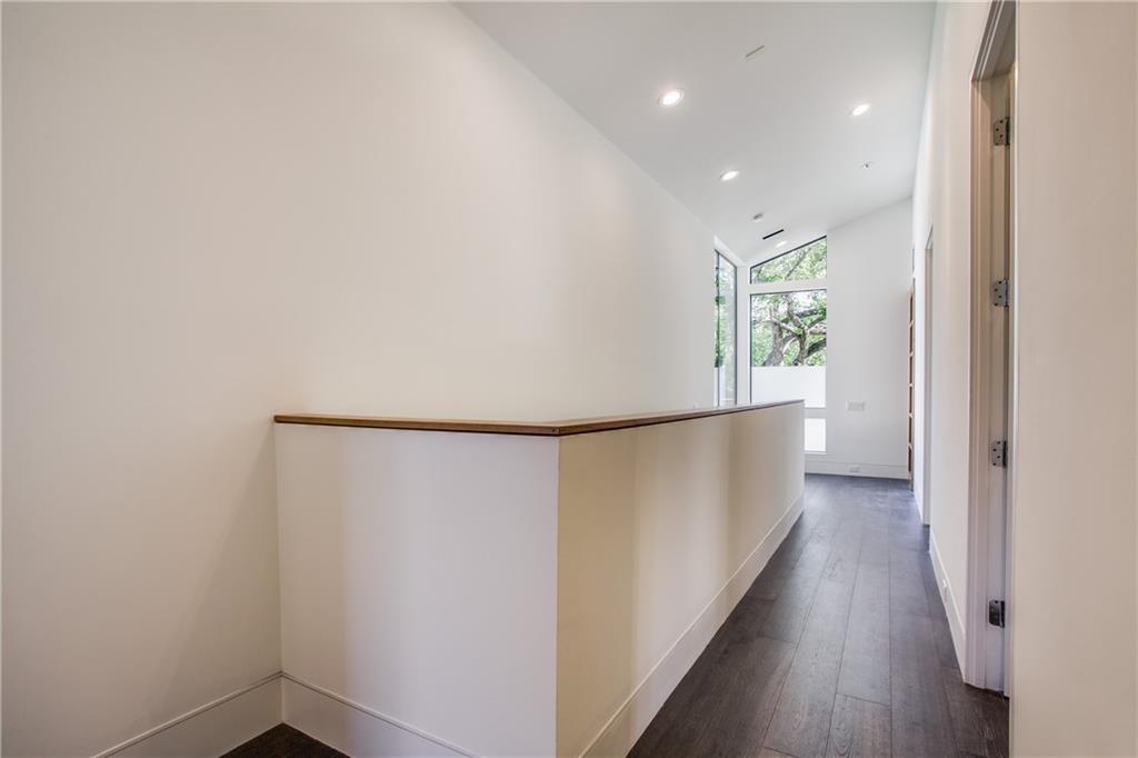 3848 Valley Ridge Road28