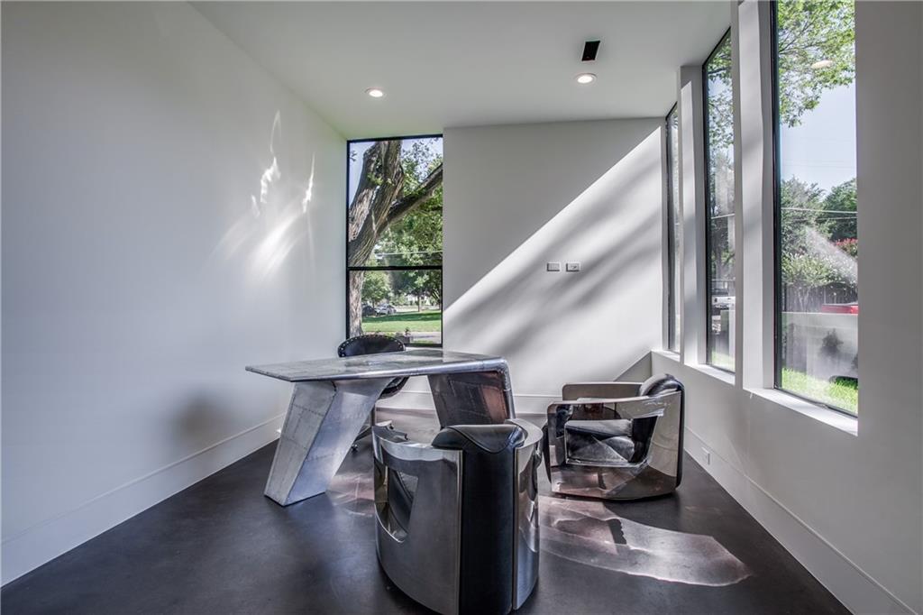3848 Valley Ridge Road31