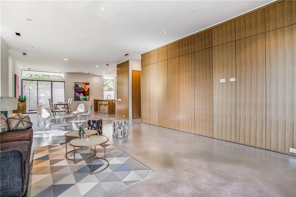 3848 Valley Ridge Road9