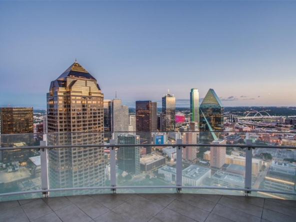 1918 Olive Street, Unit 4202 Dallas, TX 752019