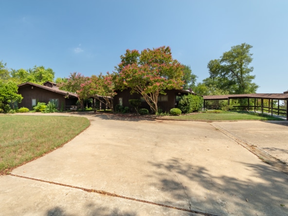 4233HighlandDr-15