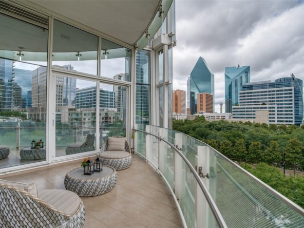 1918 Olive Street 401 Dallas, TX 75201 22