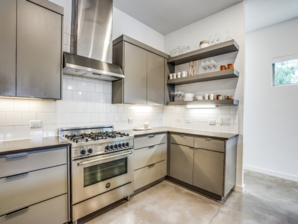 2210-lola-ct-dallas-tx-MLS-13