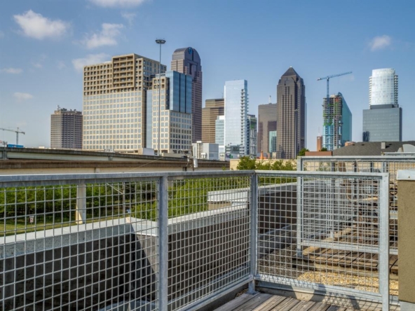 2111 Clark Street, Unit A Dallas, TX 75204 24