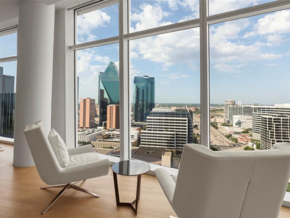 1918 Olive Street #2101 Dallas, TX 75201 4