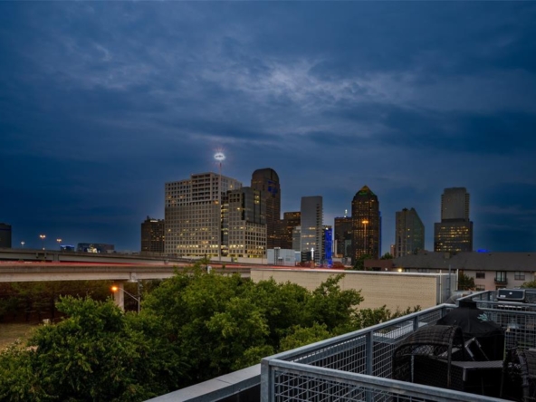 2111 Clark Street, Unit C Dallas, TX 75204 11