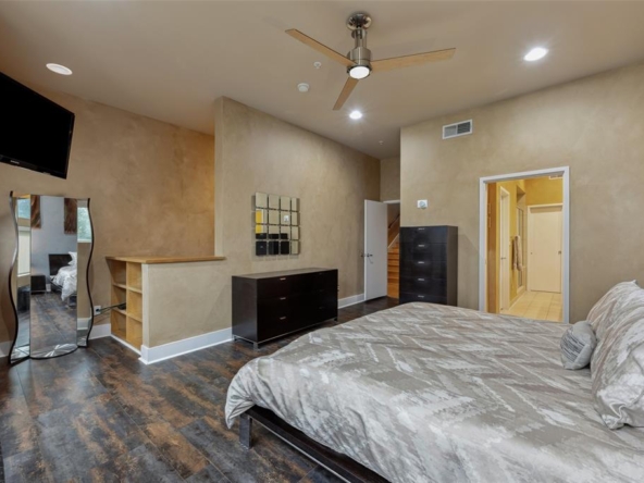 2111 Clark Street, Unit C Dallas, TX 75204 17