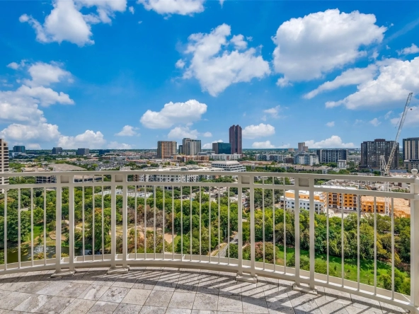 3225 Turtle Creek Blvd #2205, Dallas, TX 75219 7