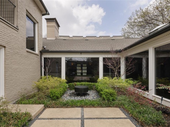 4910 Crooked Lane Dallas, TX 75229 13