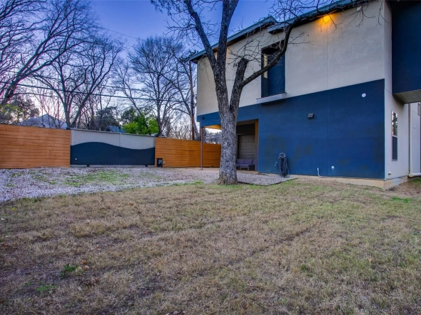 522 Wickford St, Dallas, TX 75208 26