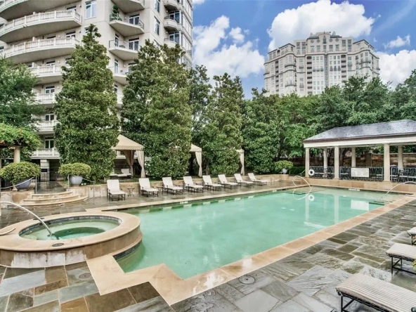 3505 Turtle Creek Boulevard #3FDallas, TX 75219 18