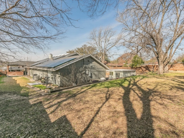 4013 E Clayton Rd, Fort Worth, TX 76116 33