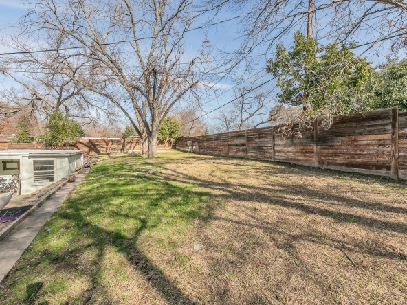 4013 E Clayton Rd, Fort Worth, TX 76116 36