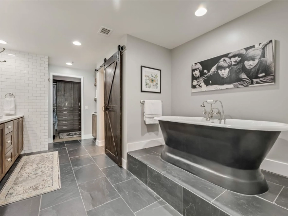 1999 McKinney Ave Apt 1205, Dallas, TX 75201 21
