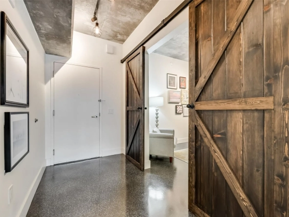1999 McKinney Ave Apt 1205, Dallas, TX 75201 3