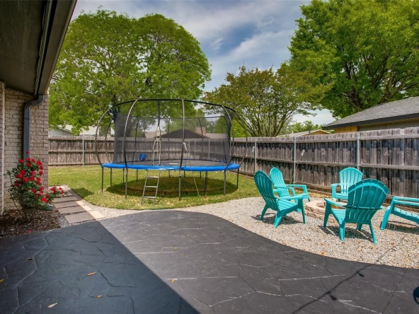 11049 Fern Hollow Dr, Dallas, TX 75238 33