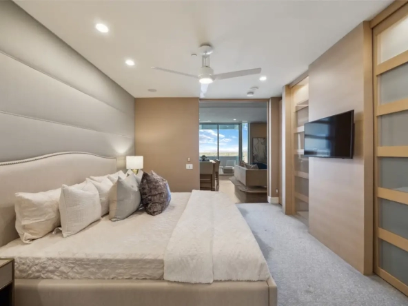 2408 Victory Park Lane #1031Dallas, TX 75219 13