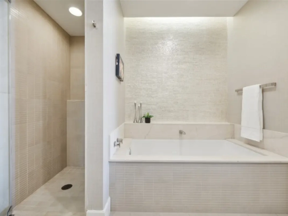 2408 Victory Park Lane #1031Dallas, TX 75219 16