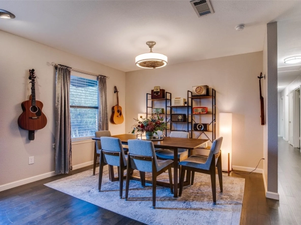 3737 Cripple Creek Dr, Dallas, TX 75224 5