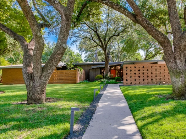 5848 Colhurst St Dallas, TX 75230