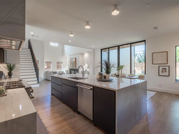 7115 Casa Loma Ave Dallas, TX 75214 12