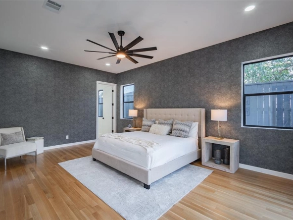 8903 Forest Hills Blvd Dallas, TX 75218 19