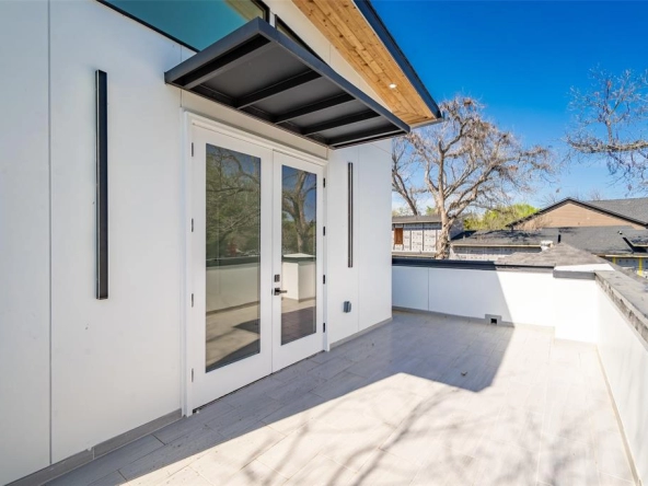 8903 Forest Hills Blvd Dallas, TX 75218 37